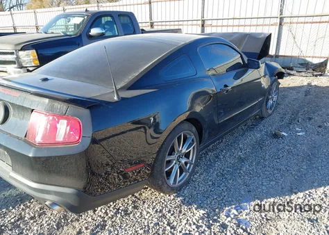 2011 Ford Mustang Gt Premium z USA, uszkodzony, nr VIN 1ZVBP8CF9B5152400